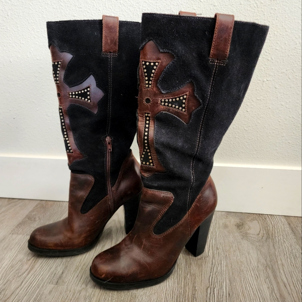 Mia leather studded boots Sz 8.5